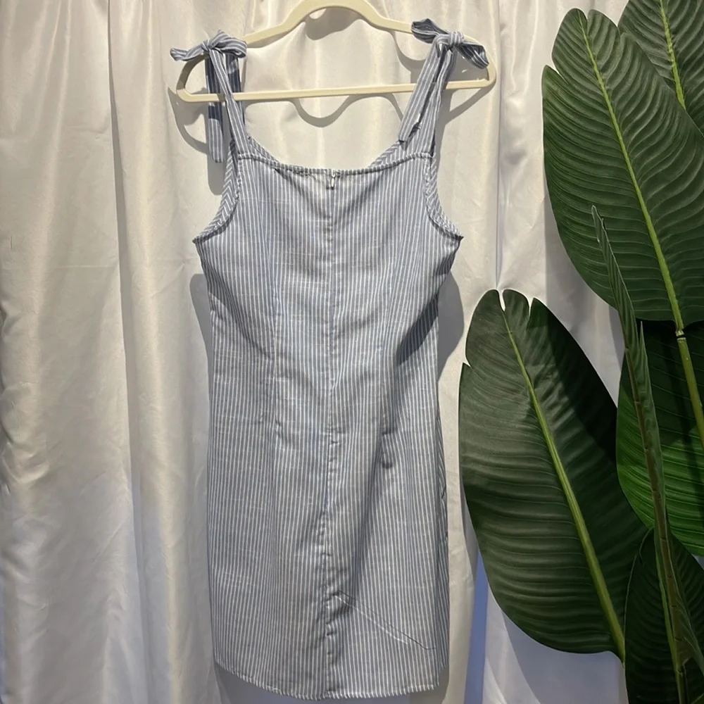SHEIN Asymmetric Button Knot Strap Striped Cami Dress - Picture 4 of 8